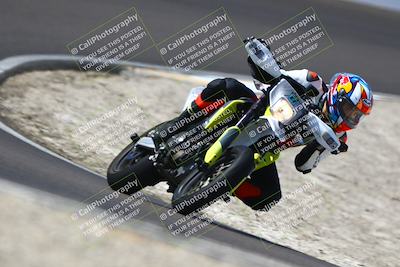 media/Sep-21-2025-TrackDaz (Sun) [[277c75b276]]/B Group/1220pm (Turn 2)/